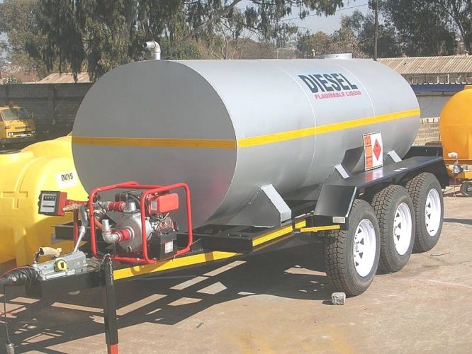 FUEL TANKS ON TRAILERS