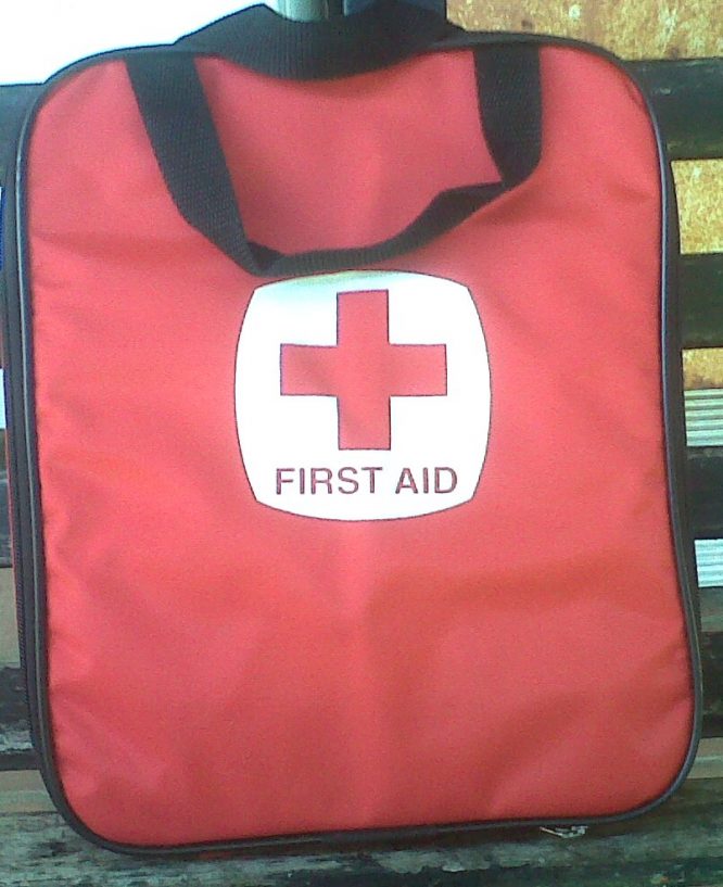 HOME AND AWAY FIRST AID KIT 