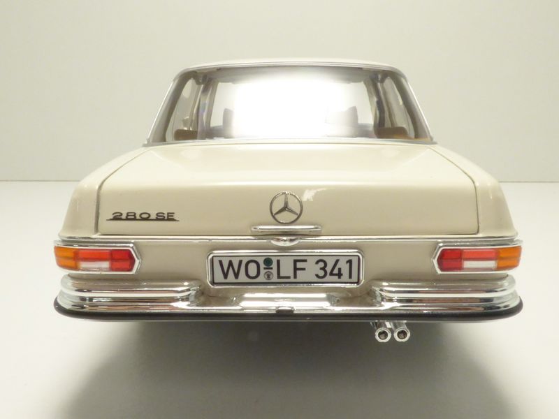 Mercedes-Benz 280 SE 1968 - Ivory1:18 - Image 4