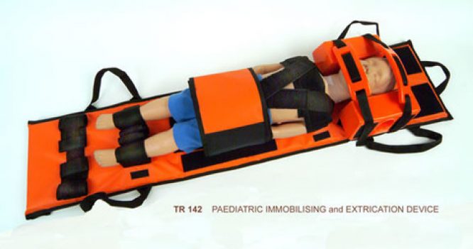 PAEDIATRIC IMMOBILISING AND EXTRICATION DEVICE