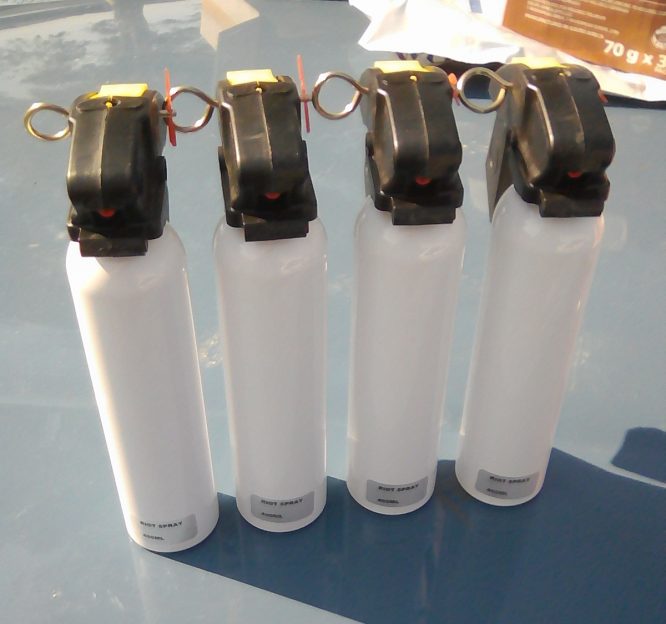 Riot Pepper spray 400mls with Pistol Grip Gas M - Image 2