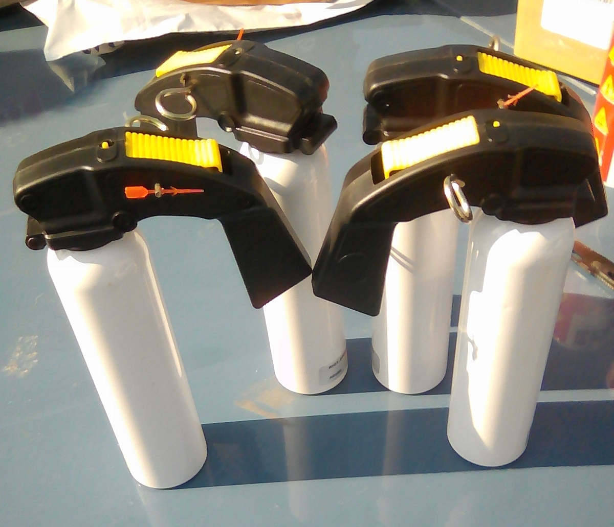 Riot Pepper spray 400mls with Pistol Grip Gas M