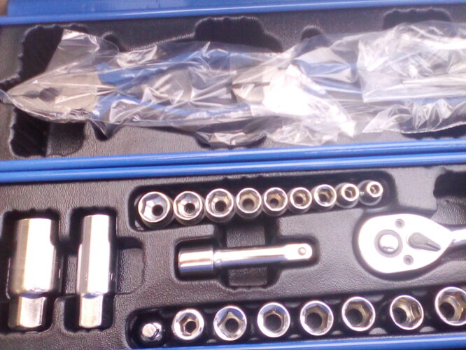 MAC AFRIC 77 Piece Tool Box...SKU: TTOOLB-077 - Image 4