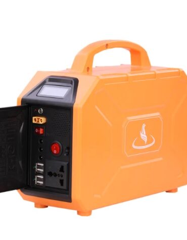 POWER GENERATOR (PORTABLE) WITH BUILT-IN 200W INVERTER