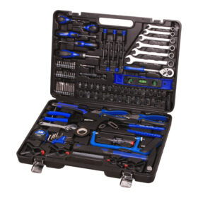 TOOL SET IN PLASTIC CASE - 139 PIECE