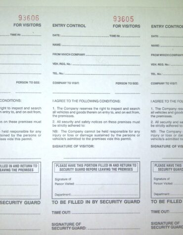 ACCESS CONTROL BOOK FOR VISITORS / VEHICLES : 3 TEAR OUT